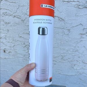 Le Creuset blush pink Hydration Bottle